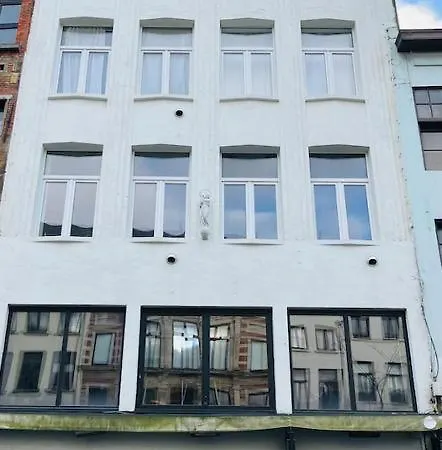 Living History - Suikernest Hotel apartamentowy *